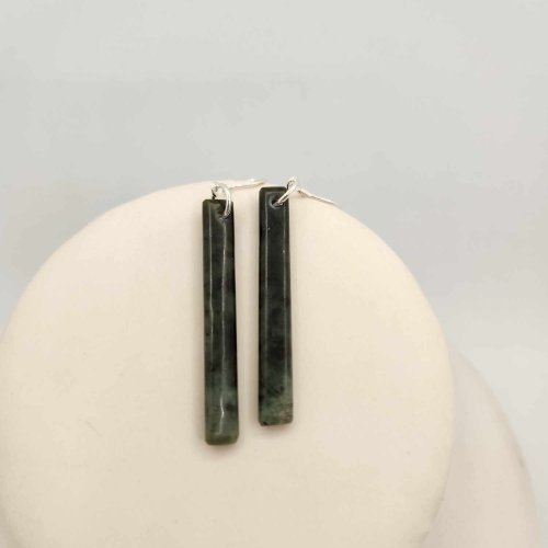 Earrings - Medium Pounamu AS2